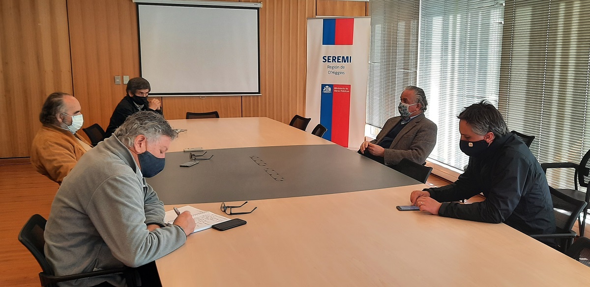 Seremi MOP Alcalde Rancagua y Presidente CORE analizan obras y proyectos de conectividad para capital regional