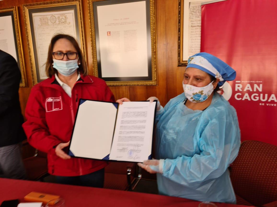 GOBIERNO REGIONAL FIRMA CONVENIO CON CARITAS Y LA MUNICIPALIDAD DE RANCAGUA PARA IR EN AYUDA DE 117 OLLAS COMUNES DE OHIGGINS 3