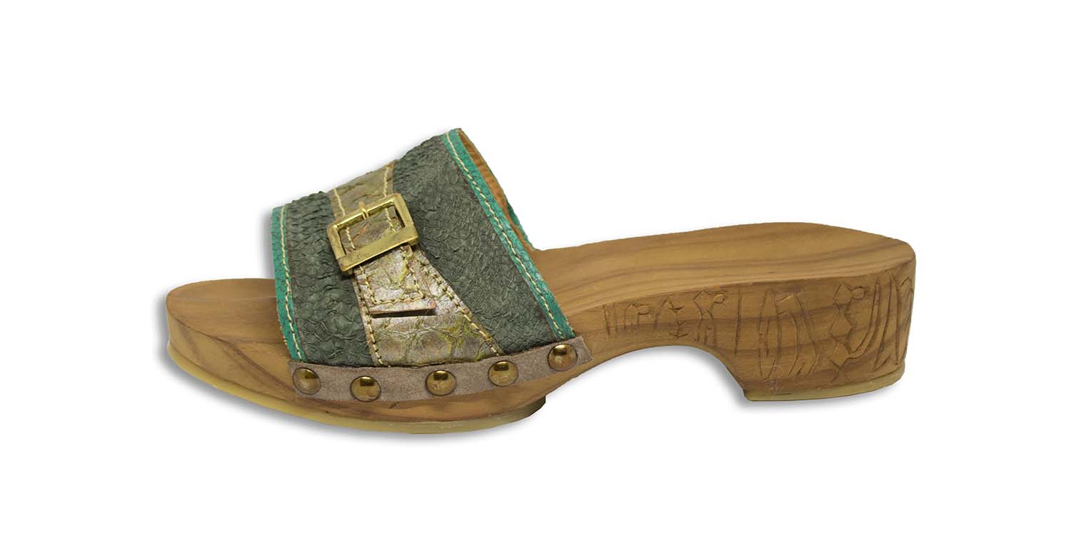 Chilena crea zapatos ecológicos con base de madera que une culturas mundiales 1