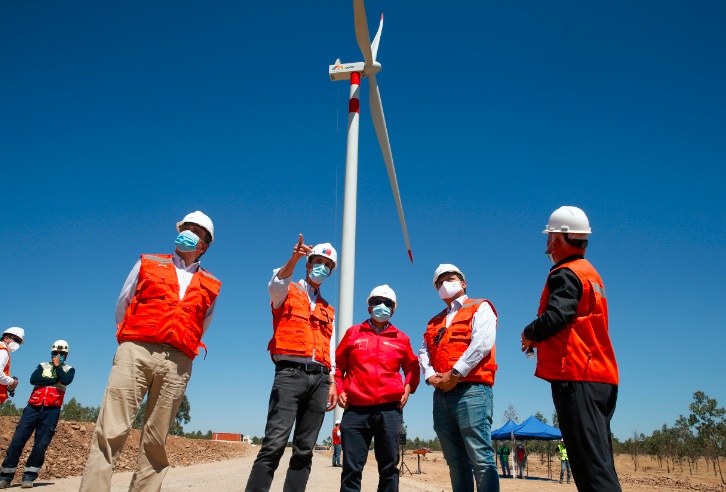 MINISTRO JOBET VISITA PROYECTO DE ENERGÍAS RENOVABLES DESTACANDO INVERSIÓN ENERGÉTICA Y REACTIVACIÓN ECONÓMICA 1