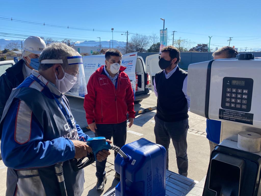 Seremi de Energía y Director SEC encabezan fiscalización de venta de parafina a domicilio 2