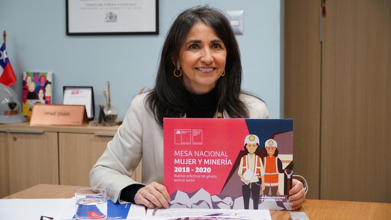 Subsecretarios de Mineria y Mujer presentan primer banco de buenas practicas para aumentar participacion femenina en la industria 1