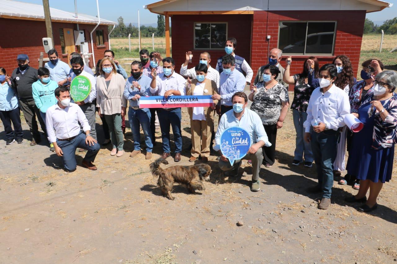 GOBIERNO ENTREGÓ VIVIENDAS A FAMILIAS DE SECTOR RURAL EN CHIMBARONGO 3