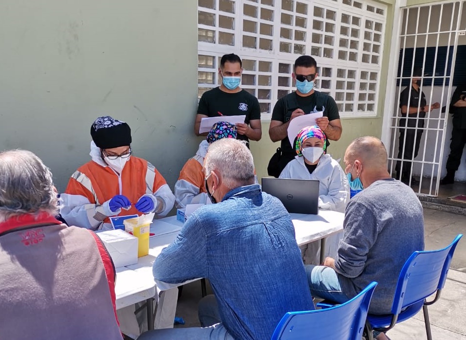 MÁS DE 300 INTERNOS DEL CP DE RANCAGUA SE REALIZARON TEST RÁPIDO PARA CORONAVIRUS