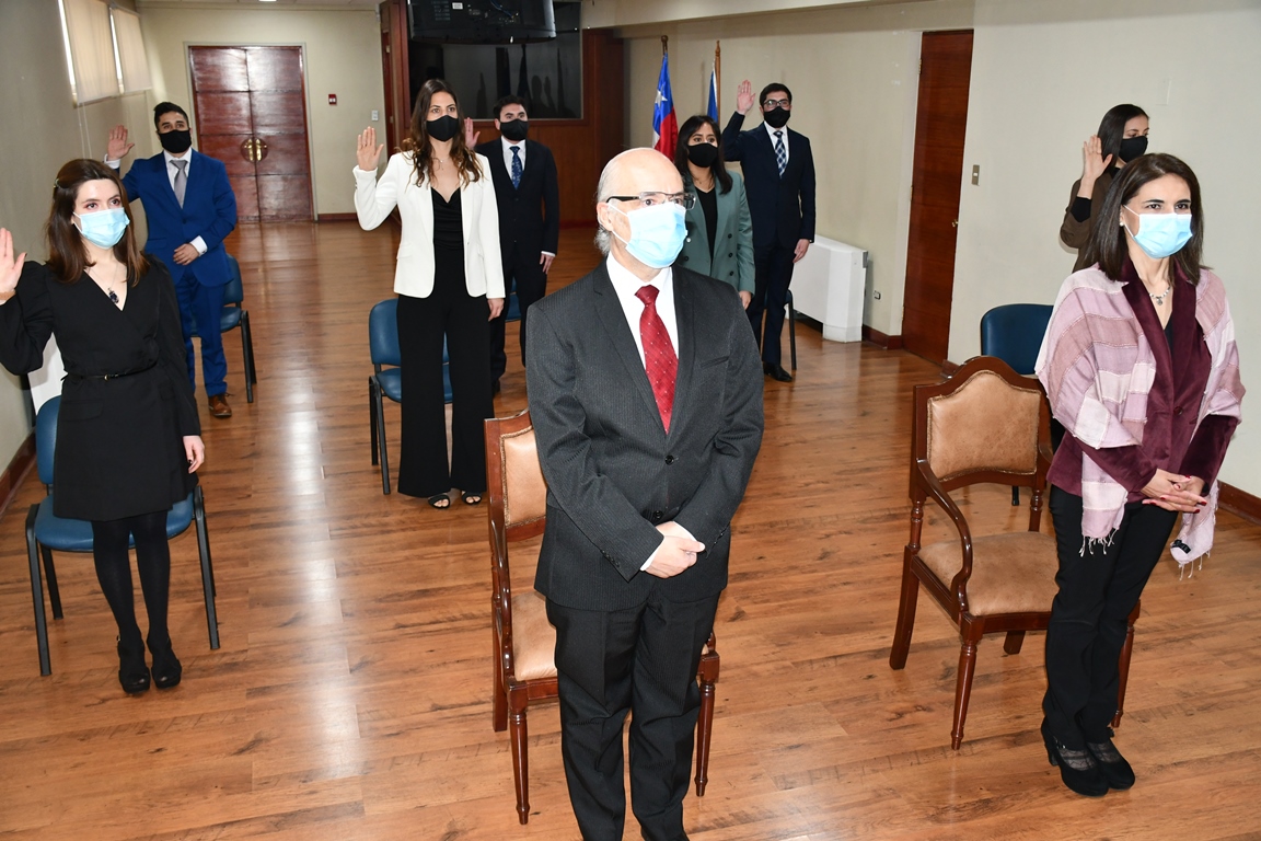 NUEVOS ABOGADOS PRESTAN JURAMENTO DESDE LA CORTE DE RANCAGUA
