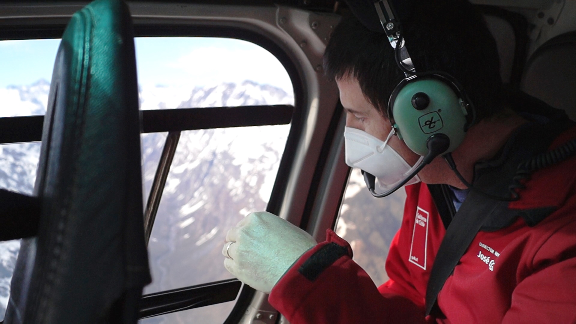 DGA OHiggins sobrevuela Cordillera y realiza inspección visual de acumulación de nieve en glaciares y lagunas 1