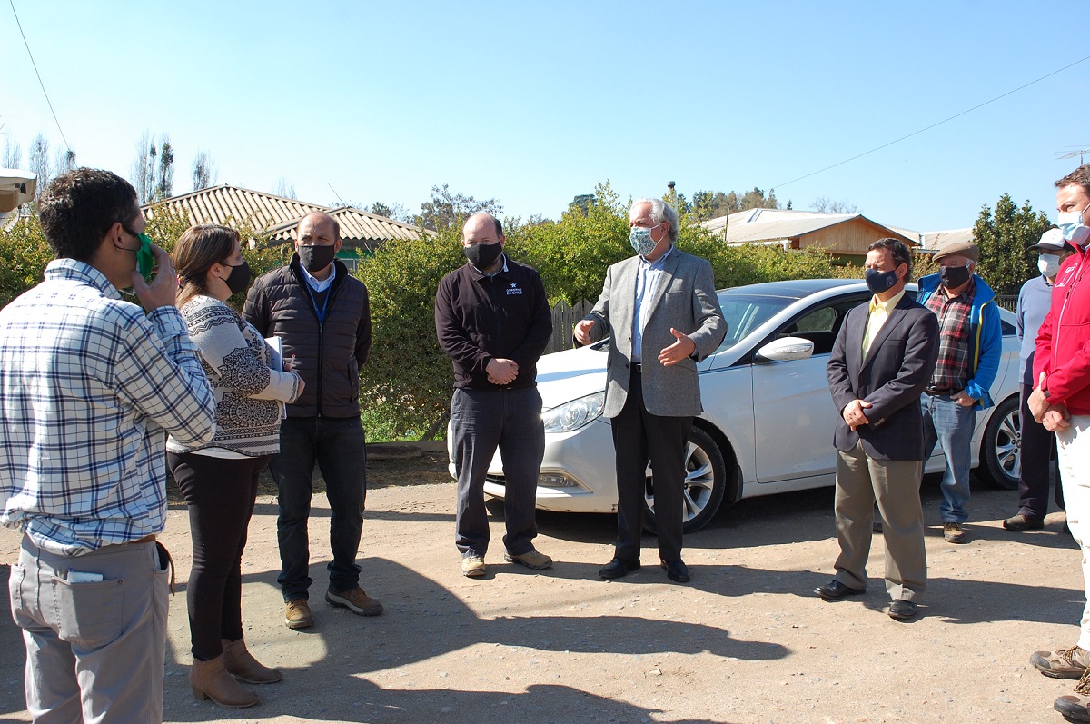 SEREMI MOP OHIGGINS INSPECCIONA AVANCE DE CAMINOS RURALES Y ANUNCIA PAVIMENTACIÓN 2021 EN PERALILLO 3