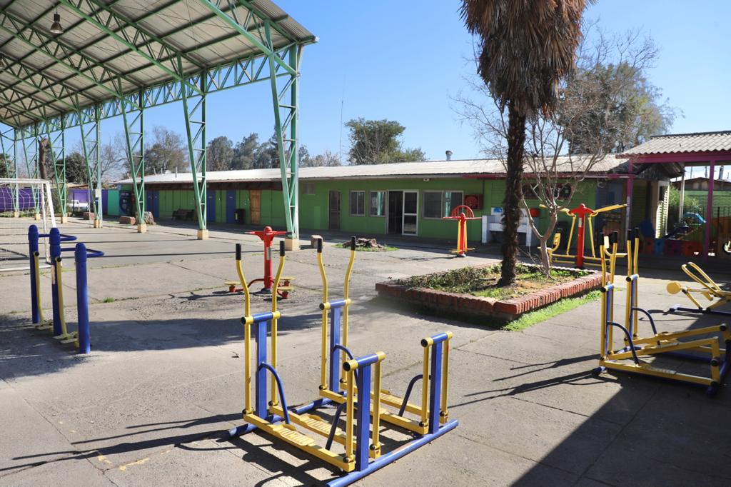 GOBERNADOR REGIONAL ENVIARÁ AL CORE PROYECTO DE DISEÑO PARA AMPLIACIÓN Y REMODELACIÓN DE COLEGIO ARTÍSTICO DE MACHALÍ IMG 5620