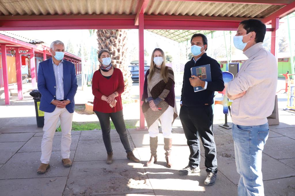 GOBERNADOR REGIONAL ENVIARÁ AL CORE PROYECTO DE DISEÑO PARA AMPLIACIÓN Y REMODELACIÓN DE COLEGIO ARTÍSTICO DE MACHALÍ IMG 5625