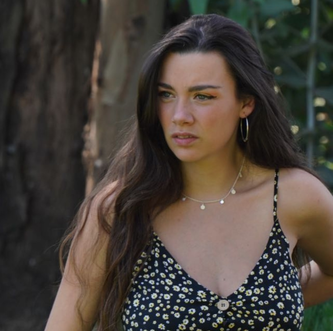 CATALINA CASTELBLANCO ACTUARÁ EN PELÍCULA SOBRE PELIGROS DE LAS REDES SOCIALES QUE SE FILMARÁ EN PICHILEMU Cota Castelblanco