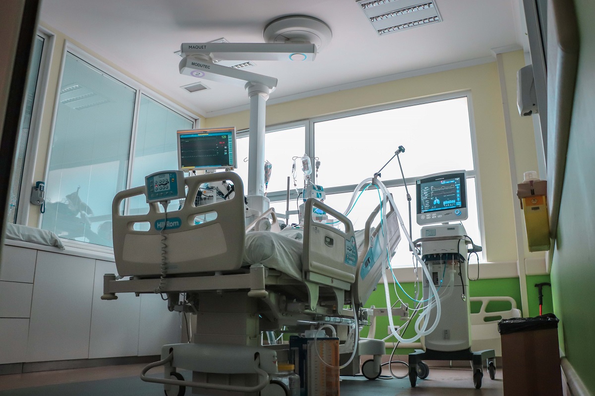 HOSPITALIZACIÓN EN PANDEMIA PACIENTES DEL HRLBO ACCEDEN A CAMAS EN DOS HORAS PROMEDIO 4