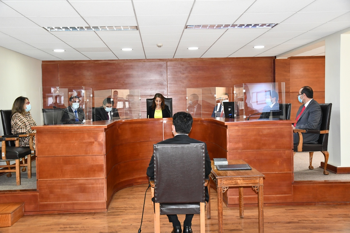 JOAQUÍN NILO VALDEBENITO JURA COMO FISCAL JUDICIAL DE LA CORTE DE APELACIONES DE RANCAGUA 3