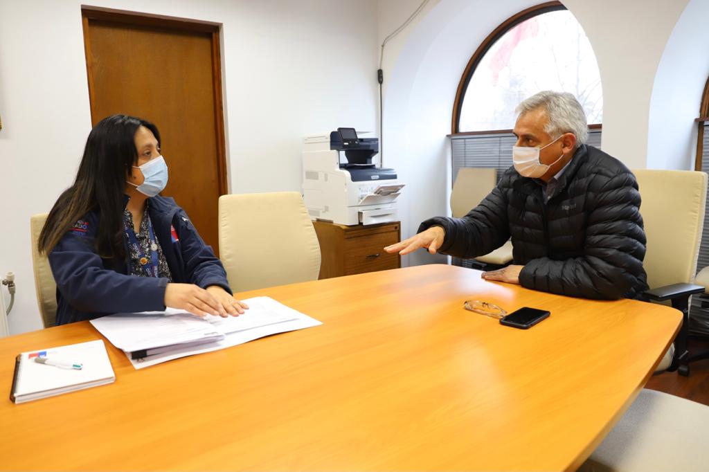 GOBERNADOR REGIONAL Y DIRECTORA REGIONAL DE ONEMI COORDINAN ACCIONES PARA ACTUAR ANTE SITUACIONES DE EMERGENCIA