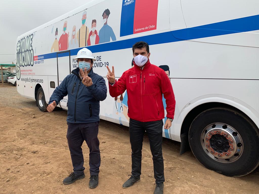 Vacunatorio móvil recorre la región reforzando inmunización Covid 19 a trabajadores 2