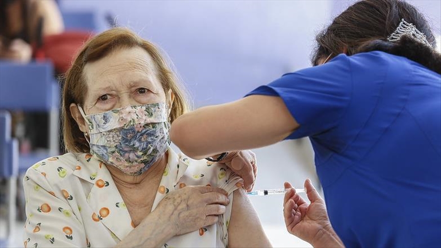 VACUNADOS CONTRA EL COVID 19 DEBEN SEGUIR CUIDÁNDOSE PARA PREVENIR PELIGROSA SEGUNDA OLA DURANTE EL INVIERNO