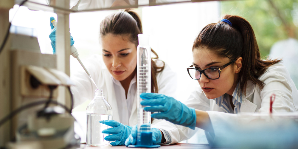 INICIATIVA DE LA UOH DIVULGARÁ ROL DE CIENTÍFICAS A LO LARGO DE LA HISTORIA