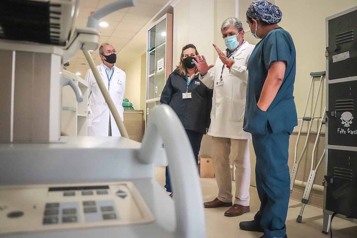 NUEVO EQUIPO DE RAYOS X POTENCIARÁ EL TRABAJO EN PABELLONES QUIRÚRGICOS DEL HRLBO 4