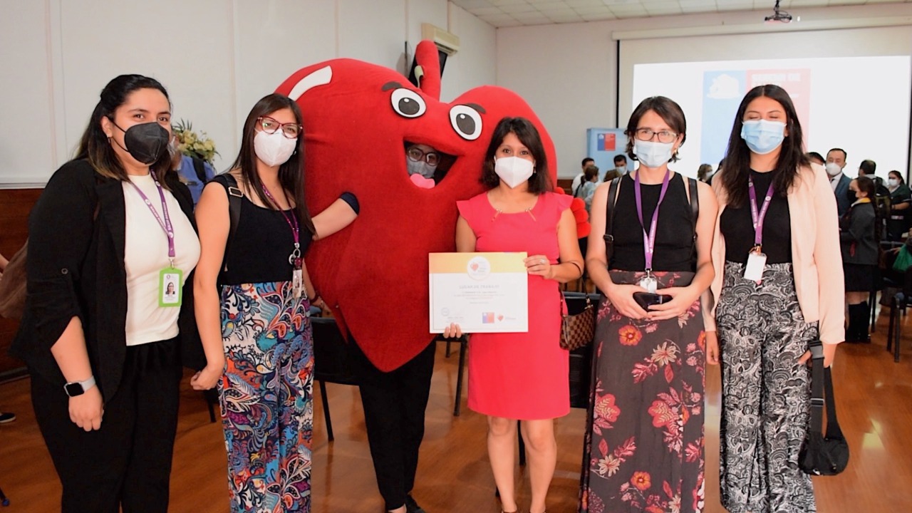 SEREMI DE SALUD OHIGGINS ENTREGÓ RECONOCIMIENTO ELIGE VIVIR SANO A 10 ESTABLECIMIENTOS EDUCACIONALES Y UN LUGAR DE TRABAJO 2