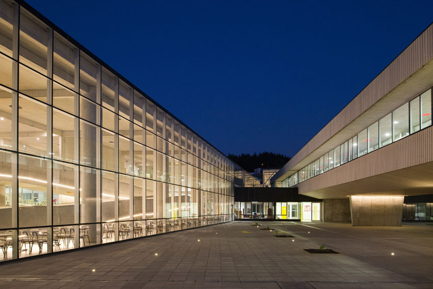 4MA ALIANZA DE 4 ARQUITECTAS CHILENAS LLEGA A CONGRESO EN COLOMBIA2