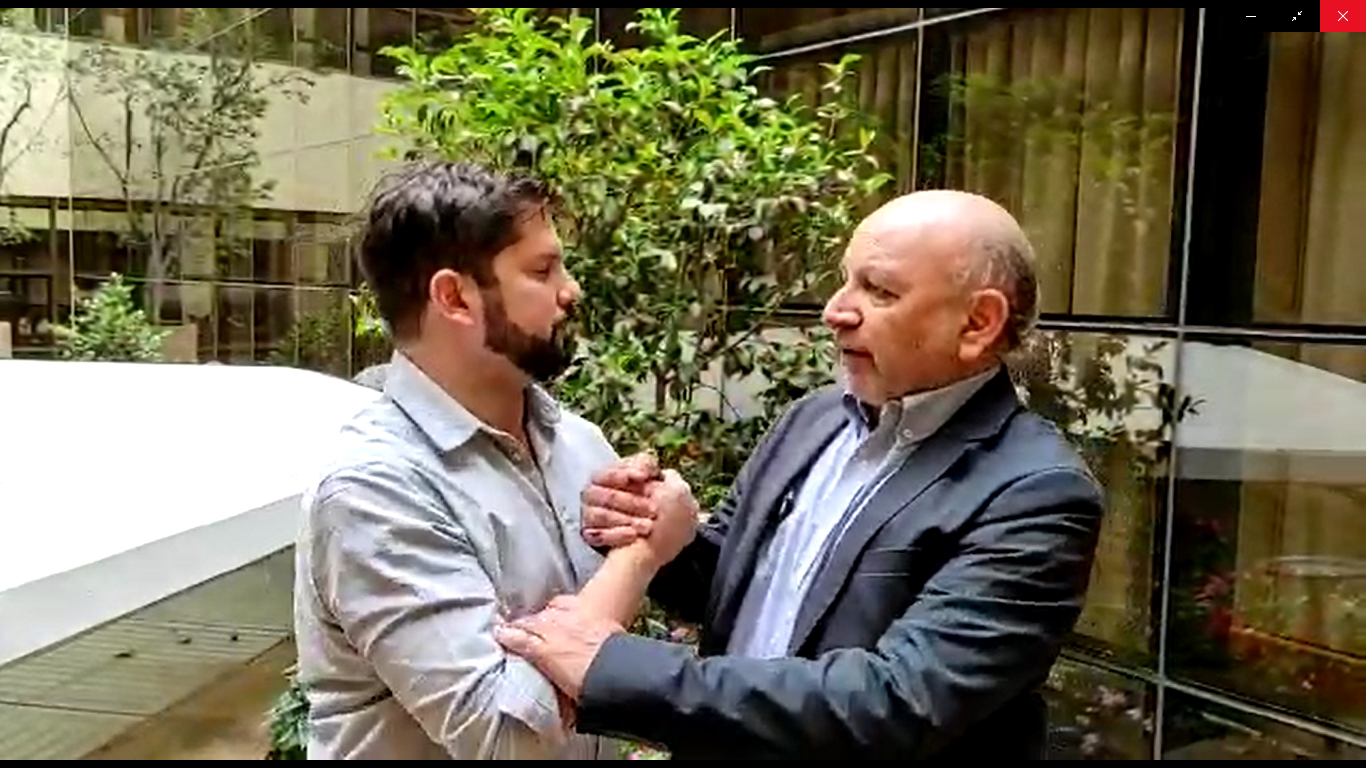 SENADOR ELECTO DR. JUAN LUIS CASTRO ENTREGA APOYO DIRECTO A CANDIDATURA PRESIDENCIAL DE GABRIEL BORIC 2