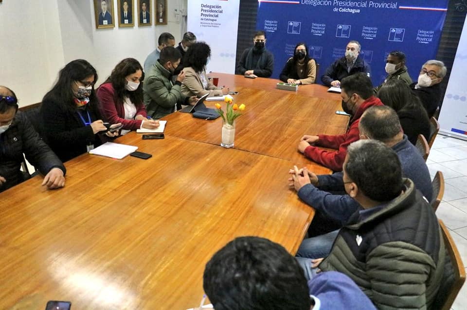 Delegación Presidencial busca mejorar conectividad de principal camino cordillerano de Colchagua
