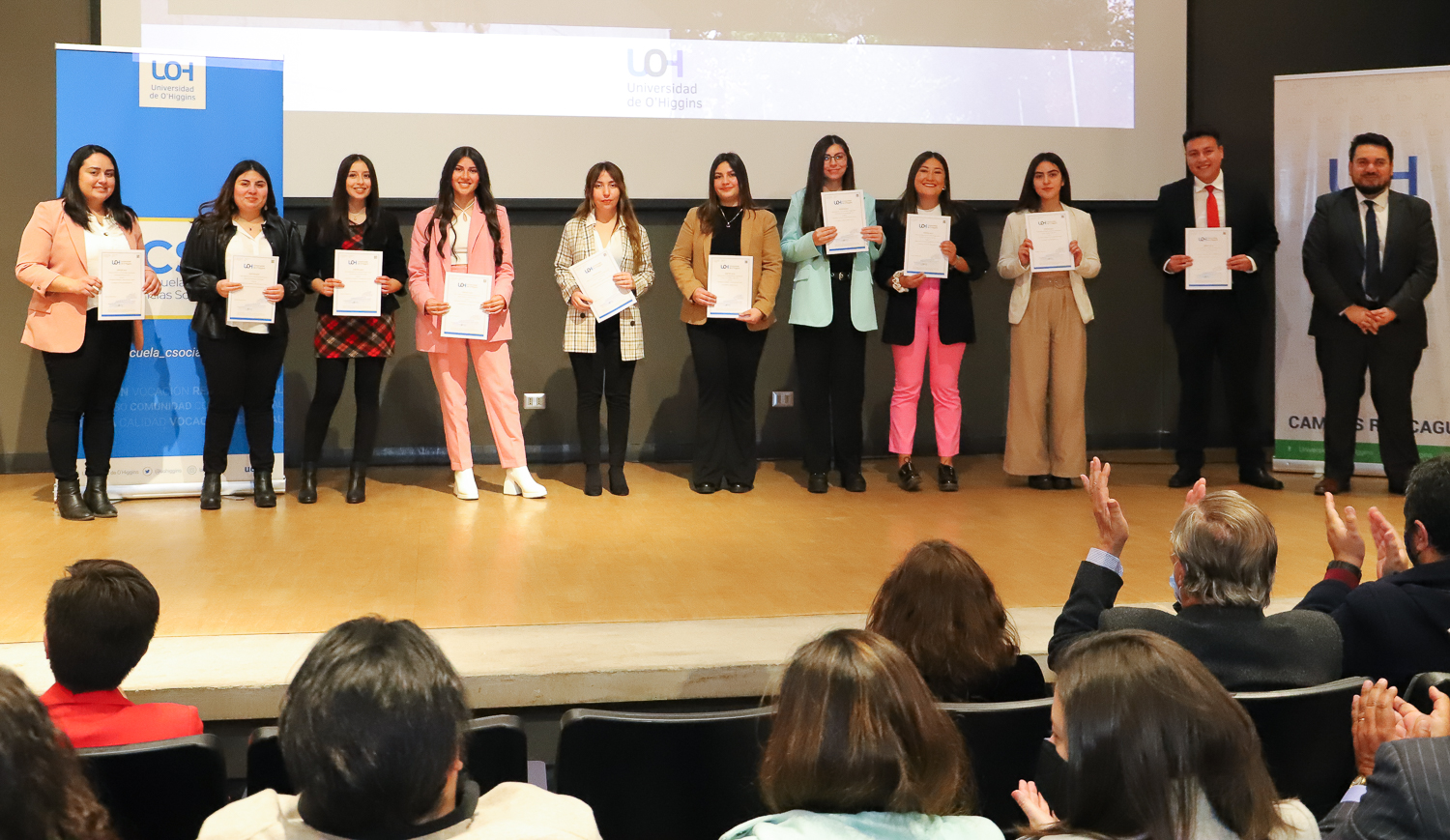 PRIMERA GENERACIÓN DE LA ESCUELA DE CIENCIAS SOCIALES UOH RECIBIÓ SU LICENCIATURA