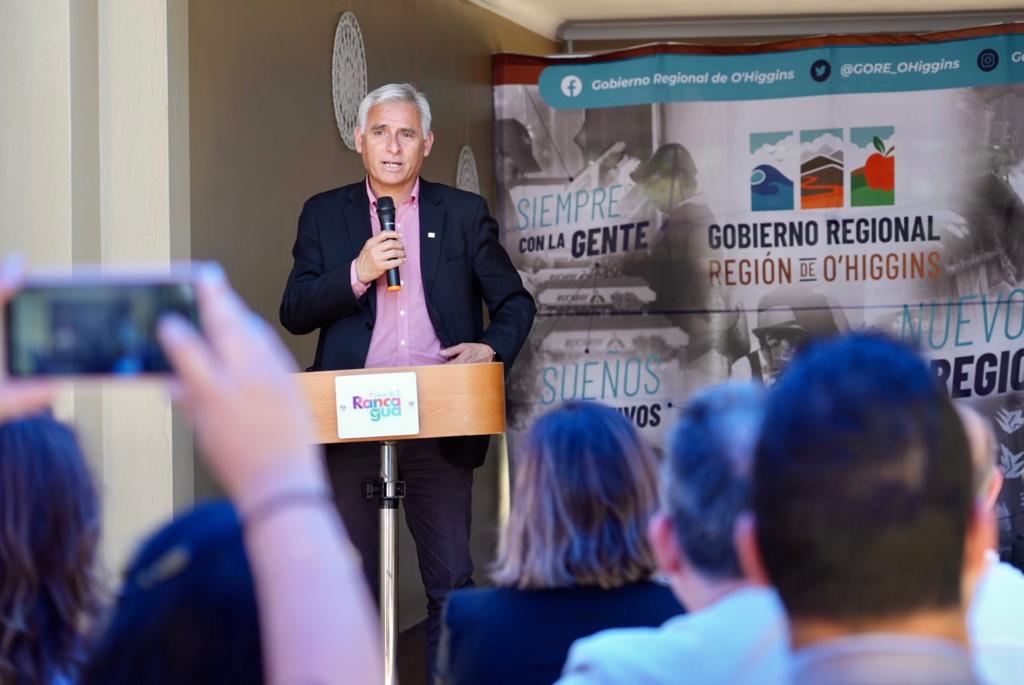 GOBERNADOR REGIONAL Y DIRECTORA NACIONAL DE SERNAMEG INAUGURAN PRIMER CENTRO DE ATENCIÓN REPARATORIA INTEGRAL DE OHIGGINS 2