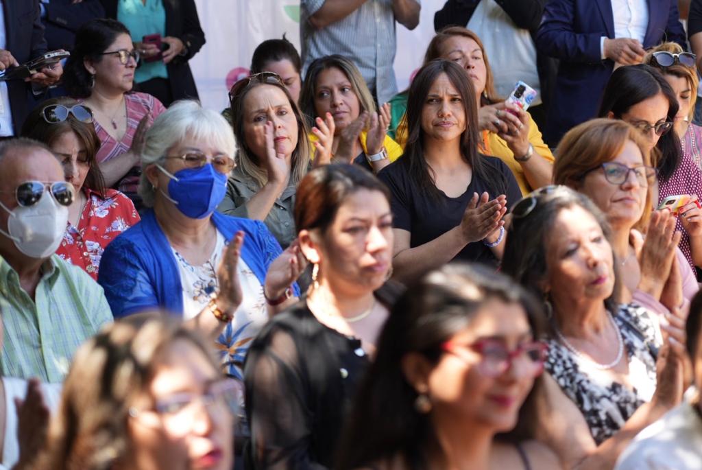 GOBERNADOR REGIONAL Y DIRECTORA NACIONAL DE SERNAMEG INAUGURAN PRIMER CENTRO DE ATENCIÓN REPARATORIA INTEGRAL DE OHIGGINS 3