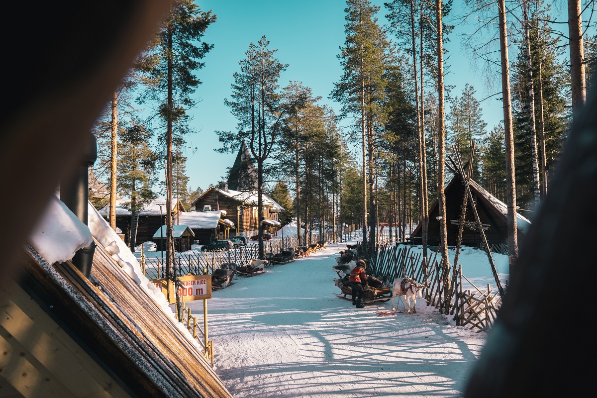 ÚLTIMA PARADA FINLANDIA DANI URRIZOLA REALIZA TRAVESÍA POLAR PARA CONOCER AL VIEJITO PASCUERO
