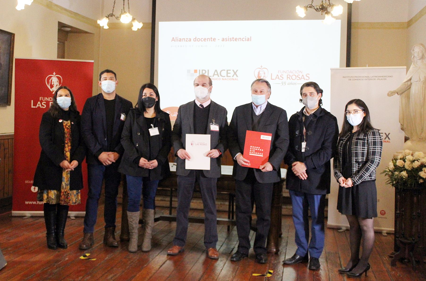 Fundación Las Rosas firma convenio de cooperación con IPLACEX