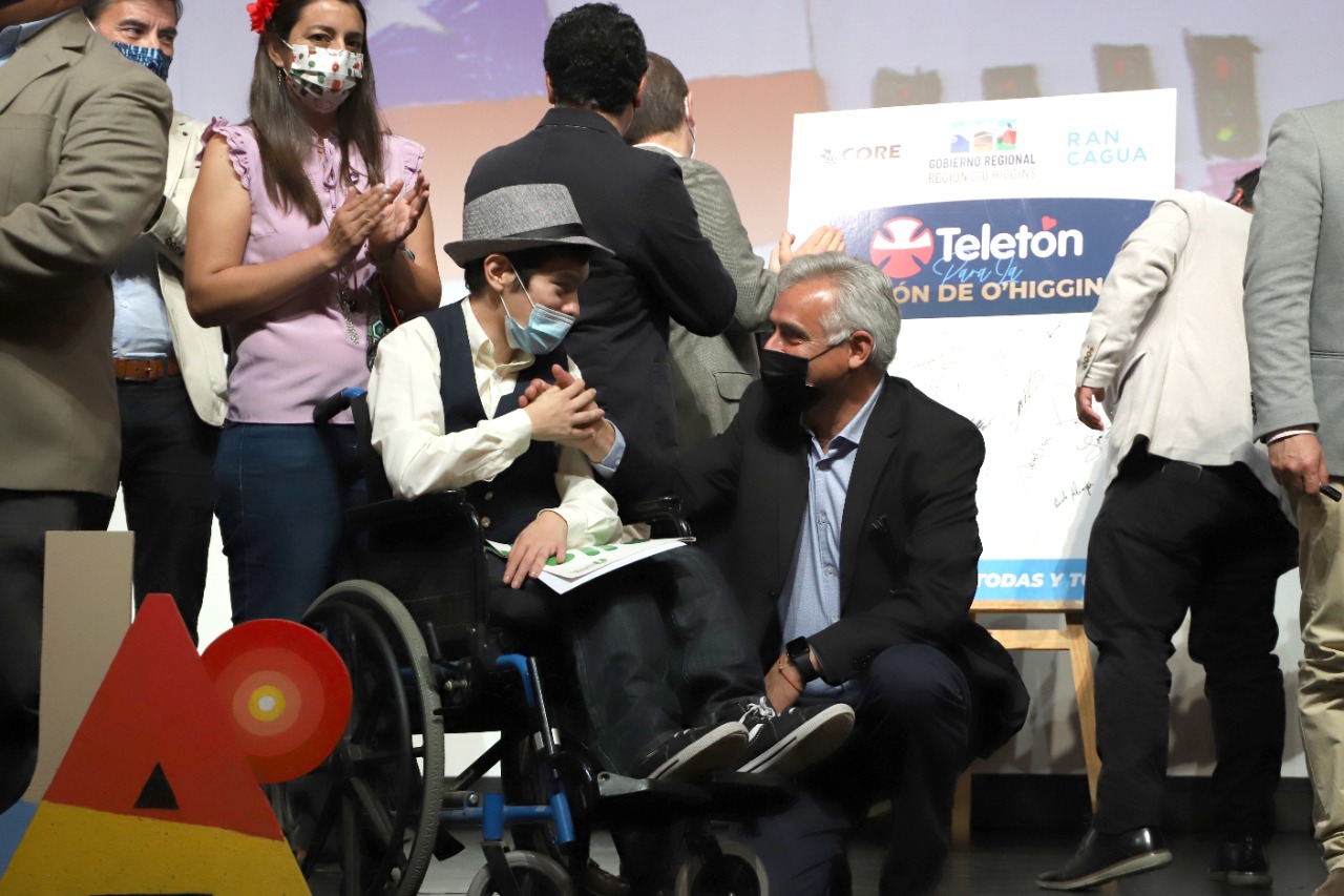 GOBERNADOR PABLO SILVA AMAYA Y PRIMER AÑO DE GESTIÓN HEMOS ESCUCHADO Y LOGRADO INVERTIR EN LAS NECESIDADES REALES DE LA GENTE