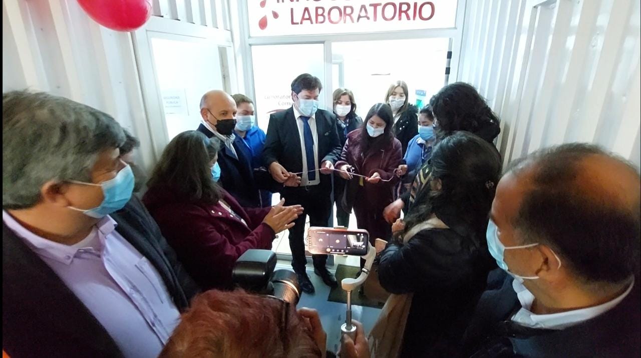 SALUD INAUGURAN PRIMER LABORATORIO CLÍNICO EN COMUNA DE NAVIDAD