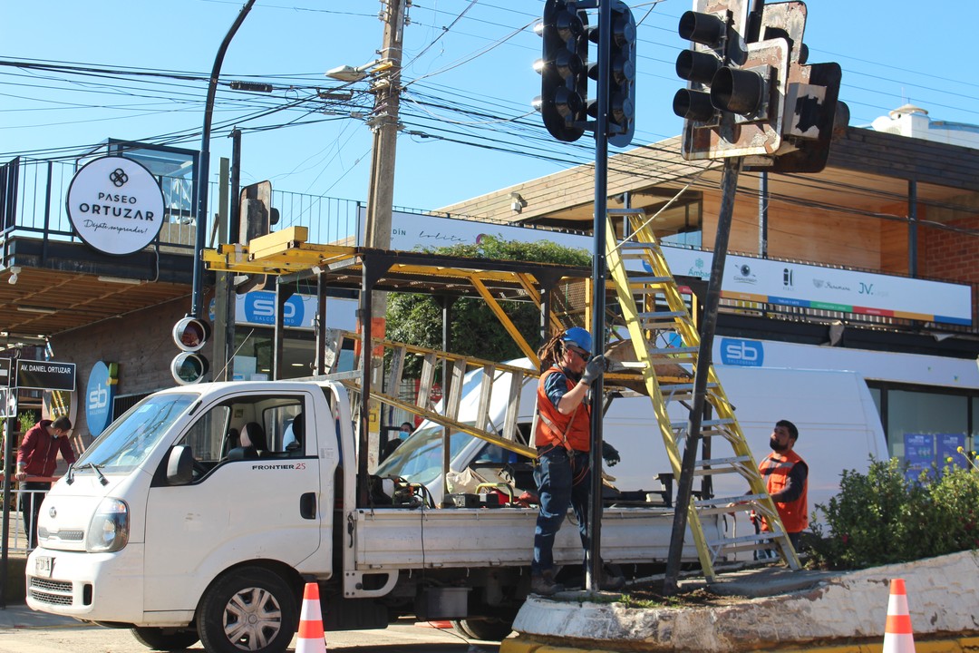 PICHILEMU ACTUALIZÓ SU RED SEMAFORIZADA EXISTENTE Y PODRÁ SER INCORPORADA AL MONITOREO REGIONAL DE TRÁNSITO 2