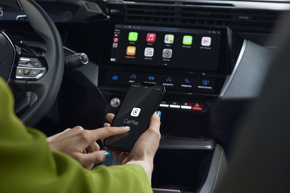 NUEVO PEUGEOT 408 UNA NUEVA GENERACIÓN DE PEUGEOT CON UN FASTBACK DINÁMICO E INESPERADO DESDE TODOS LOS ÁNGULOS PEUGEOT 408 PHEV 7