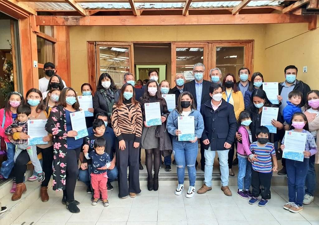 FAMILIAS DE SAN VICENTE Y SANTA CRUZ RECIBIERON SUBSIDIOS HABITACIONALES Y AVANZAN EN EL SUEÑO DE LA CASA PROPIA