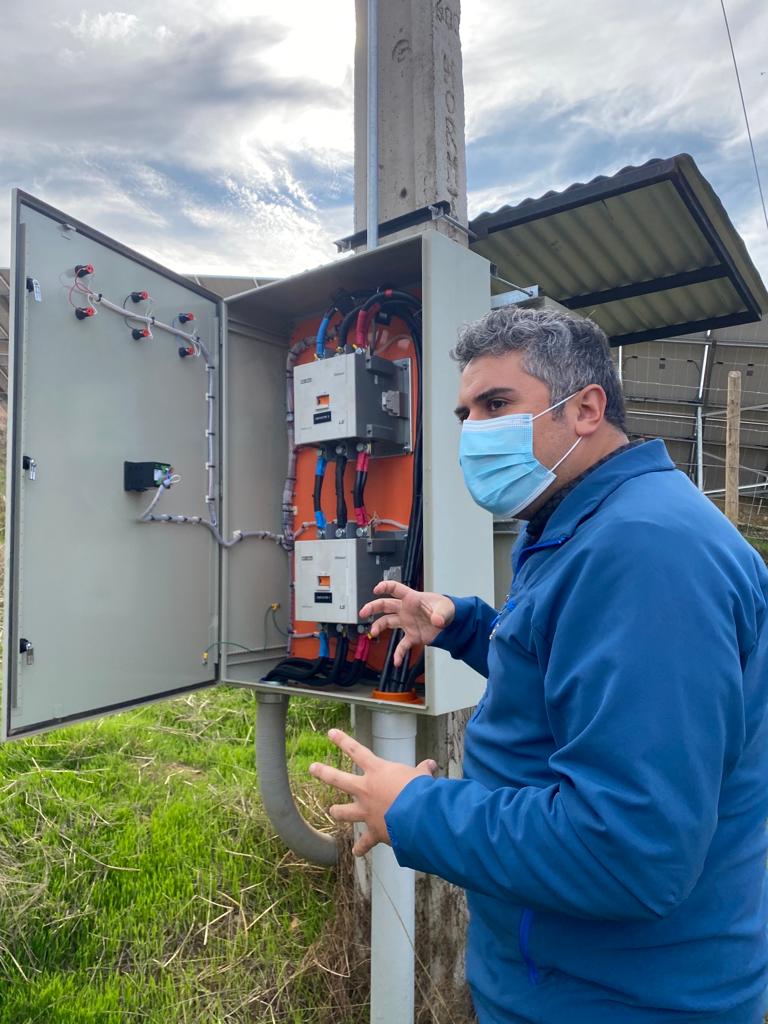 SEREMI DE ENERGÍA ENTREGA RECONOCIMIENTO A AGRÍCOLA LOS CULENES QUIENES POSTULARON AL PROGRAMA PONLE ENERGÍA A TU PYME PARA ACCEDER A LA INSTALACIÓN DE PANELES FOTOVOLTAICOS 6