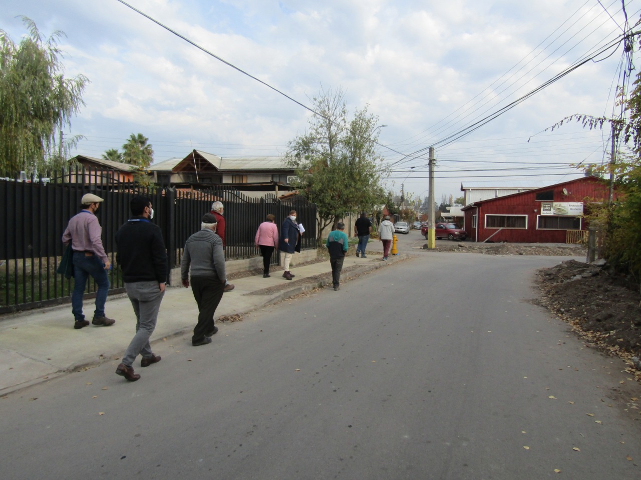 FAMILIAS DEL BARRIO CENTRAL ORIENTE INSPECCIONAN AVANCE DE LAS OBRAS DE MEJORAMIENTO DE CALLE EL MEDIO 3