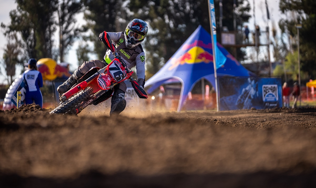 SERGIO VILLARONGA SIGUE IMPARABLE Y SE IMPONE EN 3ª FECHA DEL CHILE MX Foto 3