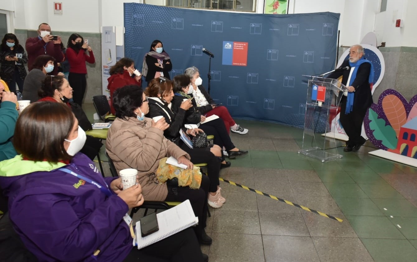 Minvu impulsa talleres de difusión de la nueva Ley de Copropiedad para líderes sociales de todo el país