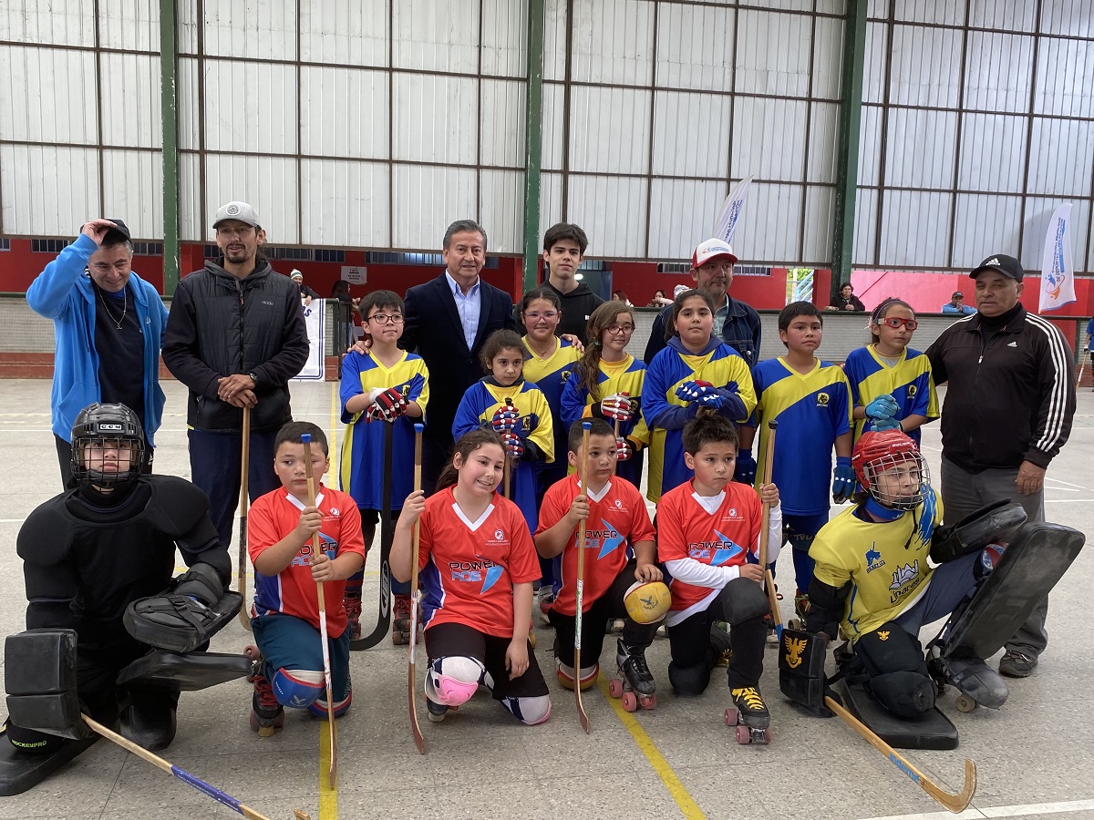 CLUB HOCKEY PATÍN PUMAS DE MACHALÍ OBTIENE SEGUNDO LUGAR EN CAMPEONATO CATEGORÍA SUB 11 SAN JAVIER 3