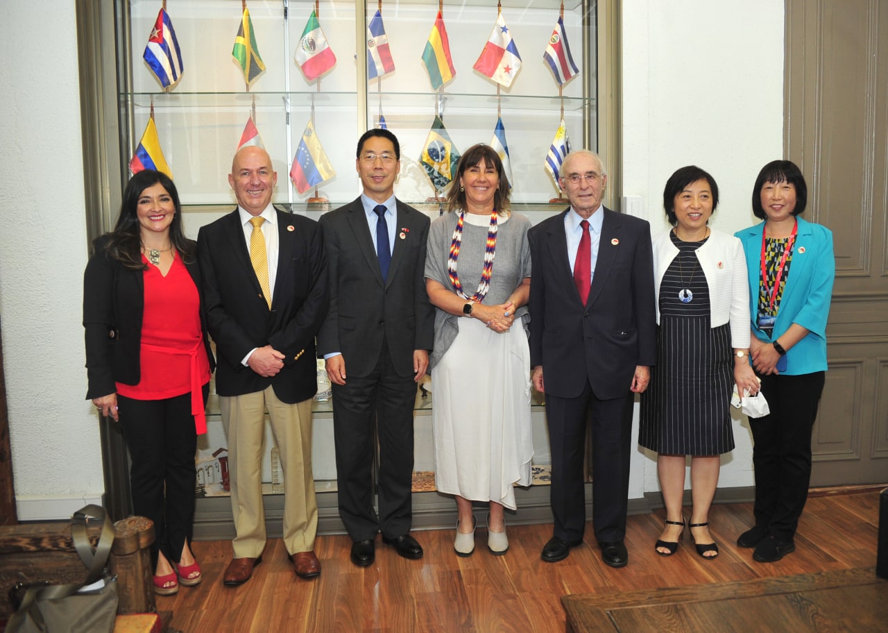 INSTITUTO CONFUCIO SANTO TOMÁS CELEBRÓ SUS 15 AÑOS DE HISTORIA autoridades confucio santo tomas