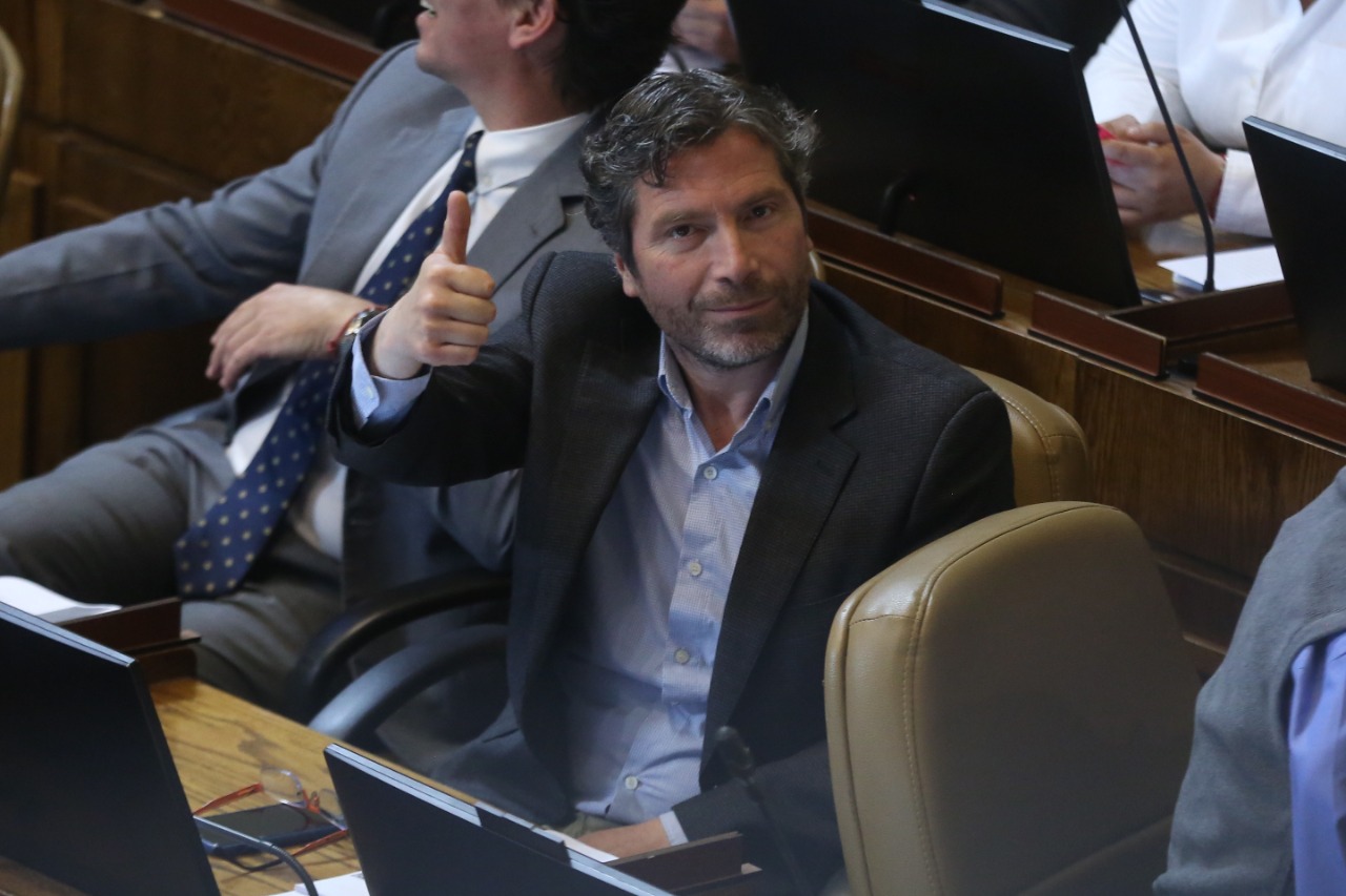 DIPUTADO CORNEJO SOLICITA AVANZAR EN EXPULSIÓN MASIVA DE EXTRANJEROS CONDENADOS EN CHILE TRAS AMPLIO RESPALDO A PROYECTO DE RESOLUCIÓN aaaaaaaaaaaaaaa
