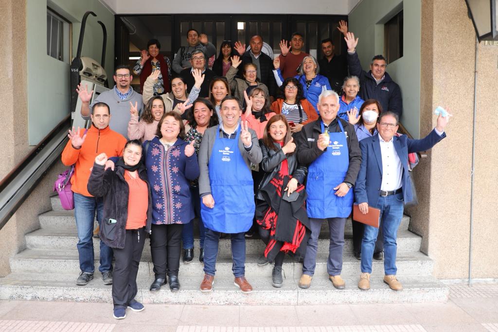 GOBERNADOR REGIONAL Y DIRECTOR DE SERCOTEC SE REÚNEN CON DIRIGENTES DE FERIAS LIBRES DE LA REGIÓN PARA EVALUAR NUEVO PROGRAMA EN SU APOYO CON RECURSOS FNDR 1