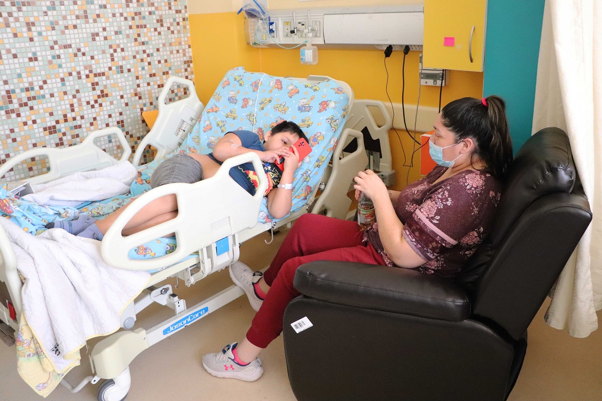 HOSPITAL REGIONAL DISPONE DE 65 NUEVOS BERGERES PARA SUS PACIENTES DE PEDIATRÍA 1