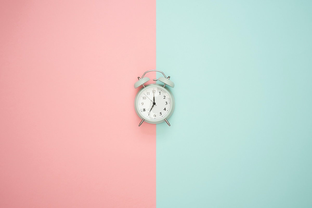 CONSEJOS DE UNA ESPECIALISTA PARA ADAPTARNOS AL CAMBIO DE HORA Y QUÉ RUTINAS EVITAR