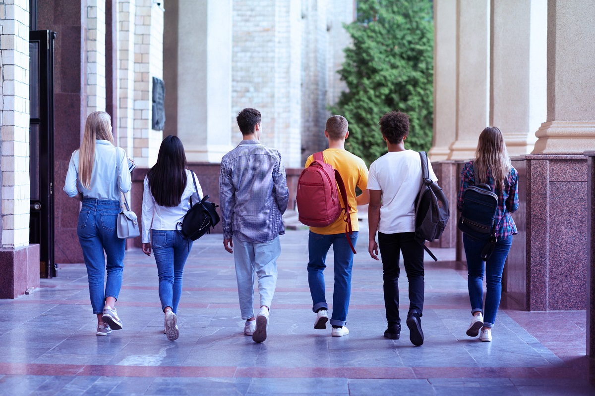 7 DE CADA 10 UNIVERSITARIOS DESERTAN DE LOS ESTUDIOS POR RAZONES NO ACADÉMICAS 2