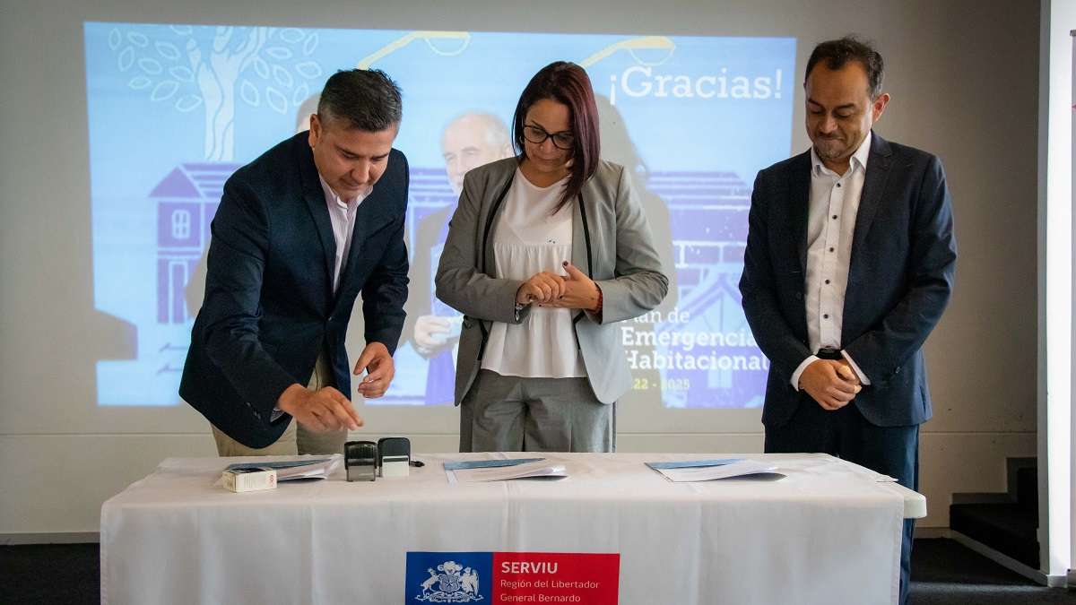 MINVU DE LA REGIÓN DE OHIGGINS Y ESSBIO FIRMAN CONVENIO PARA REDUCIR TIEMPOS DE EJECUCIÓN DE PROYECTOS HABITACIONALES 1