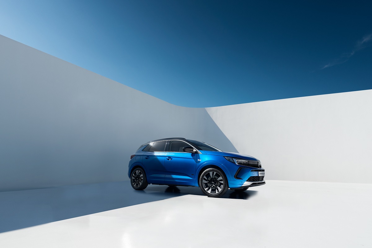NUEVO OPEL GRANDLAND DISEÑO PURO Y AUDAZ CABINA DIGITALIZADA Y TECNOLOGÍA DE PUNTA 5