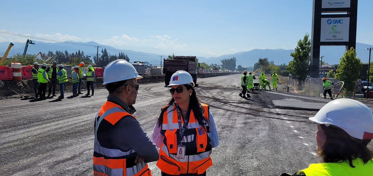SEREMI MOP OHIGGINS REALIZÓ INSPECCIÓN A LAS OBRAS DE PAVIMENTACIÓN DE LA CARRETERA EL COBRE. 1. Carretera El Cobre