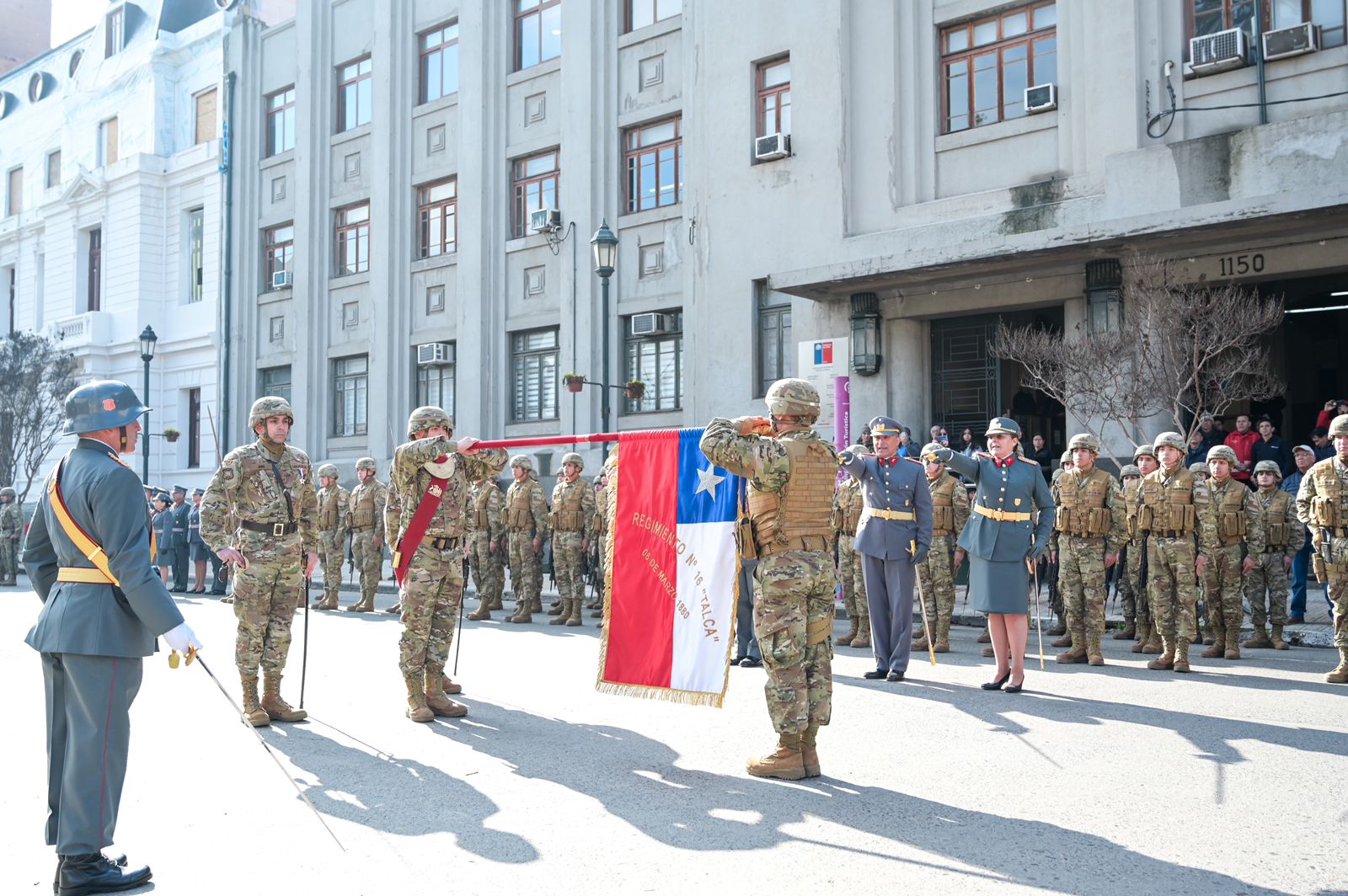 GOBERNADORA REGIONAL PARTICIPÓ DE CEREMONIA DE JURAMENTO A LA BANDERA 4